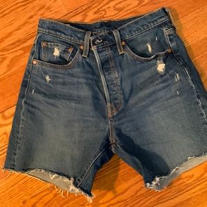 Levi frayed edge denim shorts